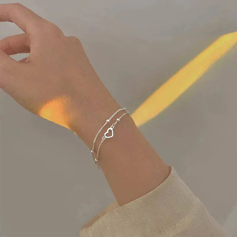 Silberfarbenes Armband mit Herz und Individuell Anpassbarer Passform