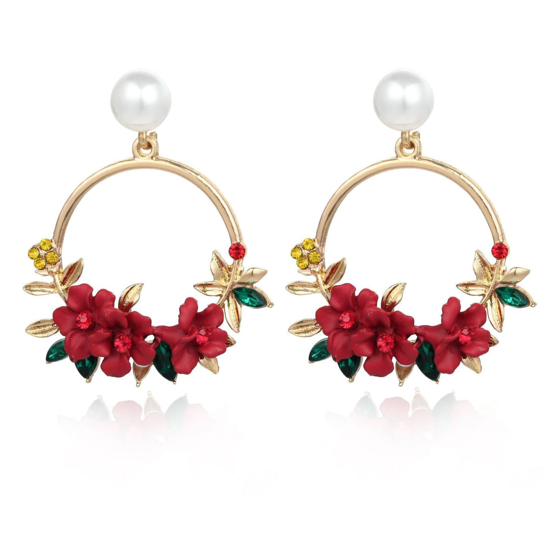 Elegante Goldfarbene Ohrringe mit Blumen
