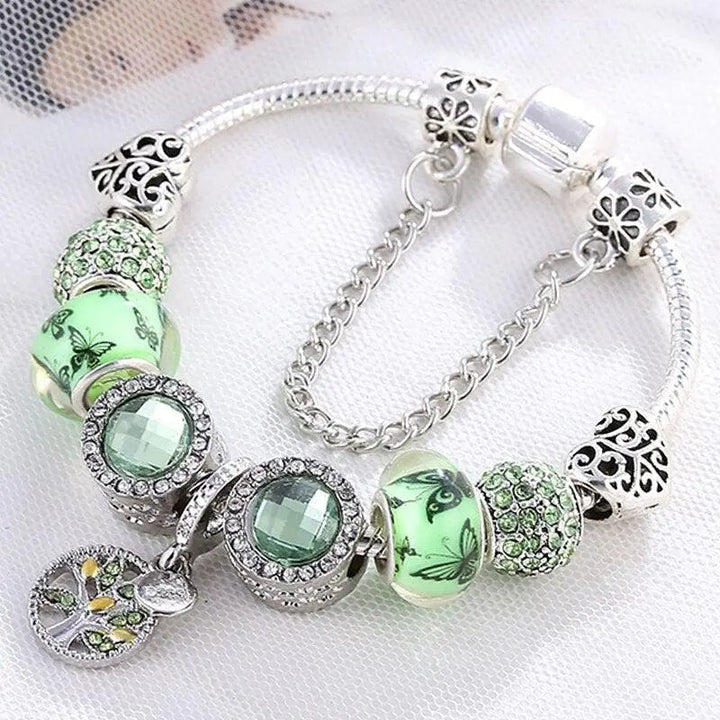 Schickes Armband in Silberfarben mit Grünem Kristall