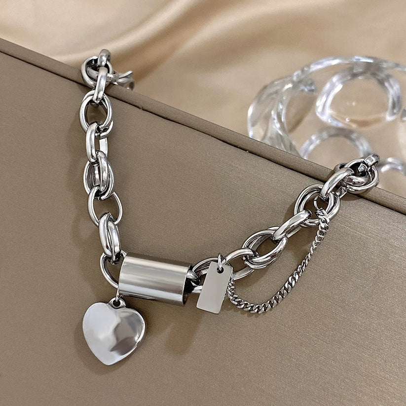 Zeitloses Goldfarbenes Herz Armband, Massiv