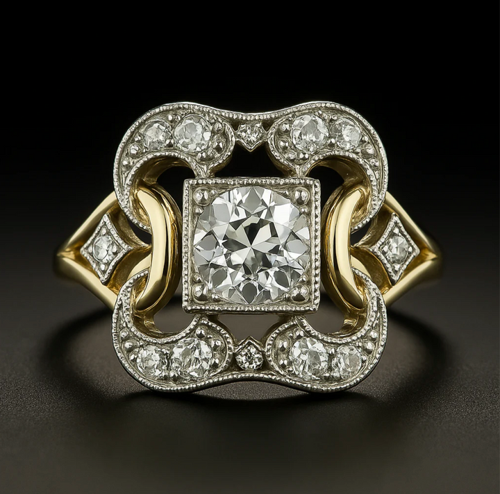Klassischer Goldfarbener Ring Mit Vintage Zirkonia