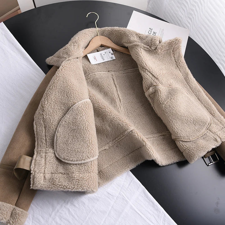 Warme Gefütterte Lederjacke aus Wildleder für Damen
