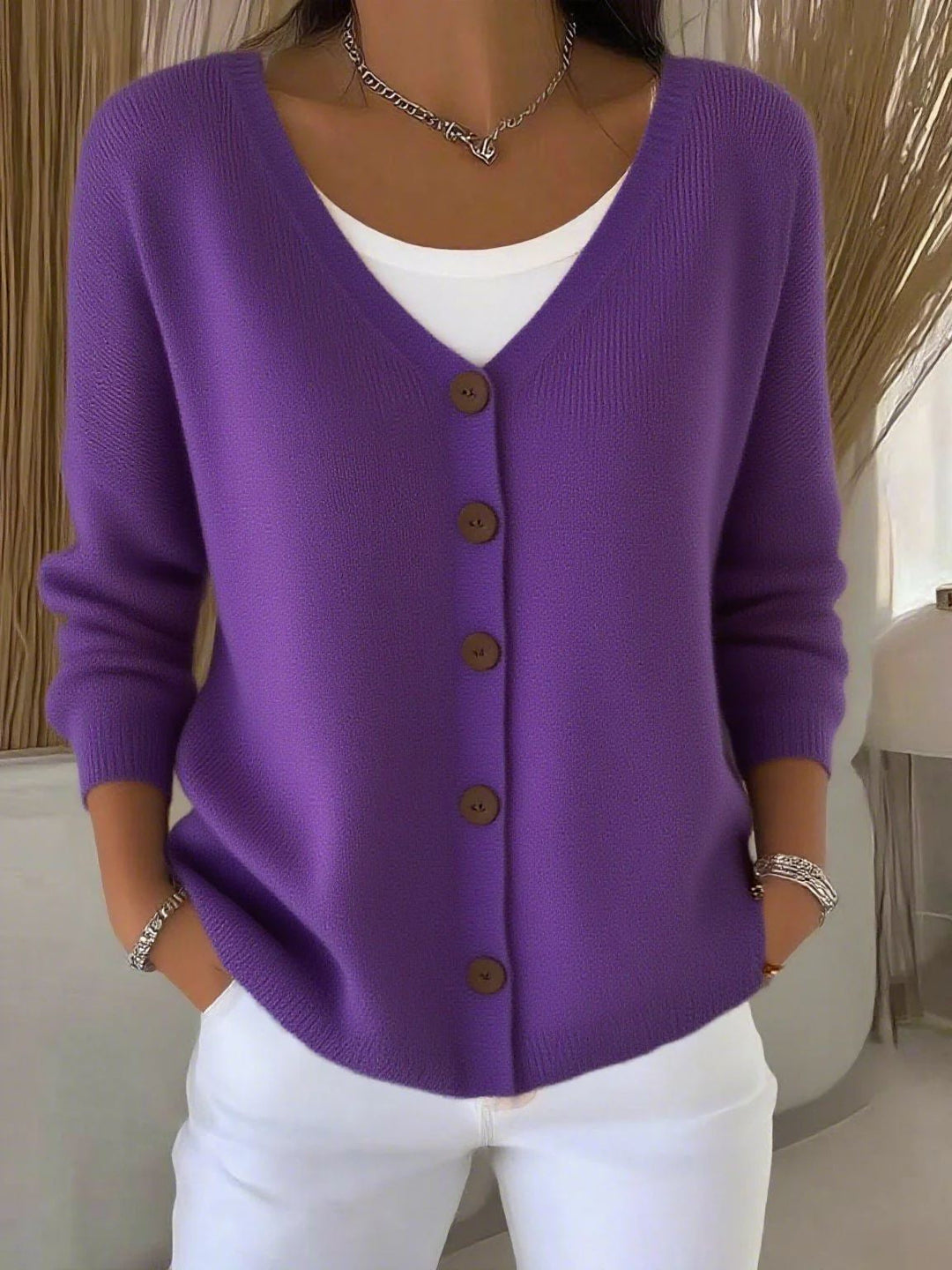Zeitloser Strickpullover mit V-Ausschnitt und Knöpfen für Damen