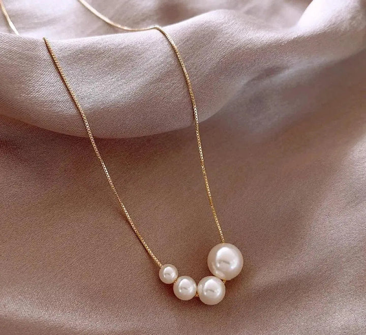 Elegante Goldfarbene Kette
