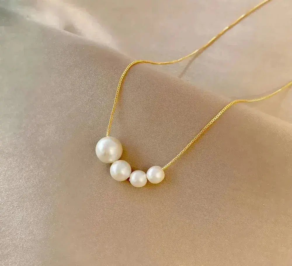 Elegante Goldfarbene Kette
